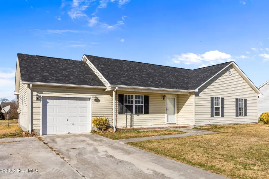 119 Annie Road, Richlands, NC 28574 - Image #2