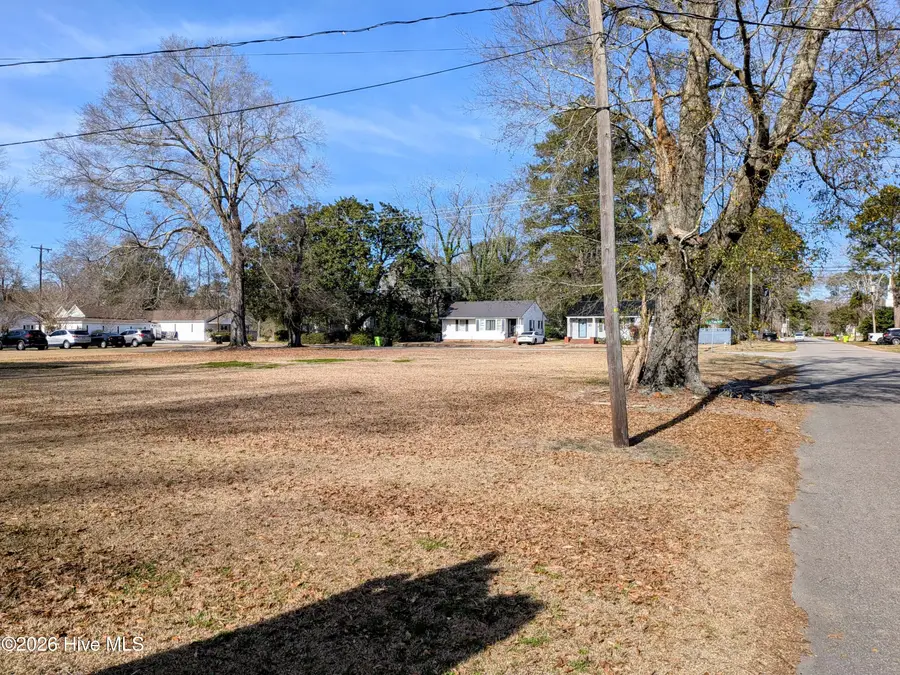 222 E Columbus Street, Whiteville, NC 28472 - Image #3