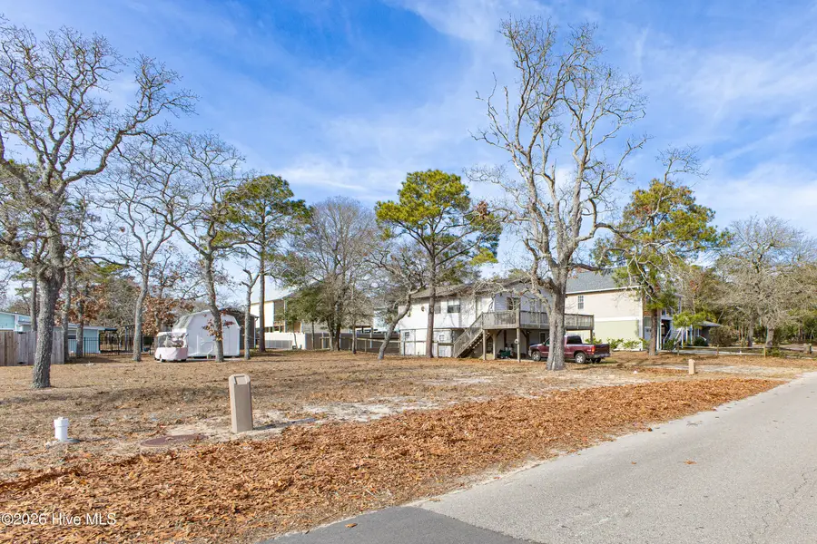 133 NE 7th Street, Oak Island, NC 28465 - Image #3