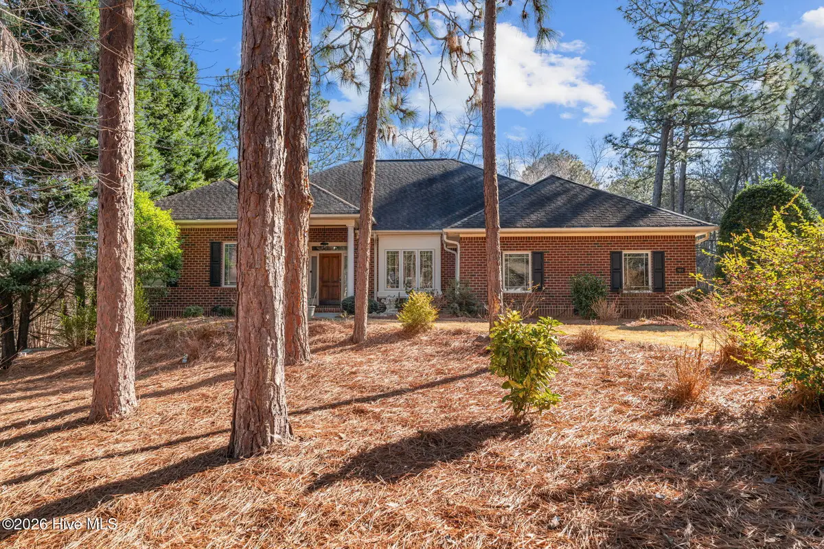 106 Clay Circle, West End, NC 27376 - Image #1