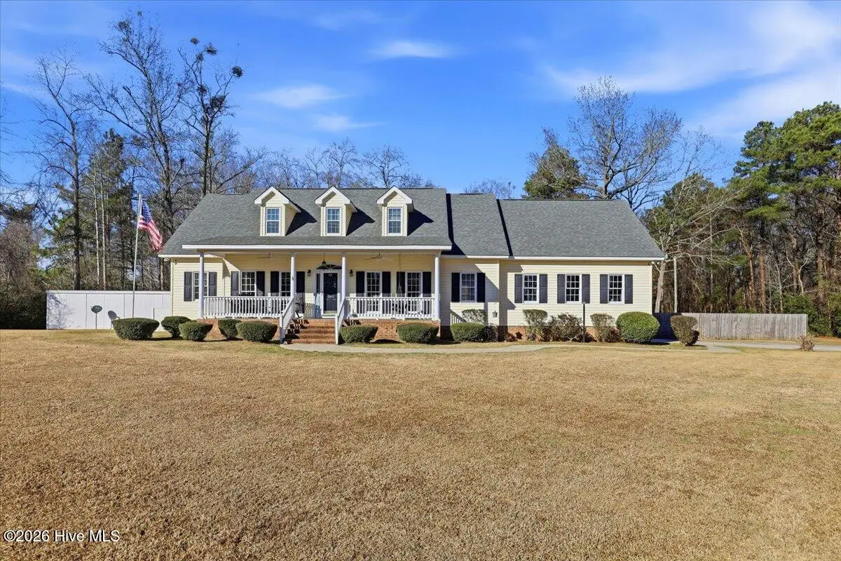 395 Hemlock Drive, Whiteville, NC 28472 - Image #1