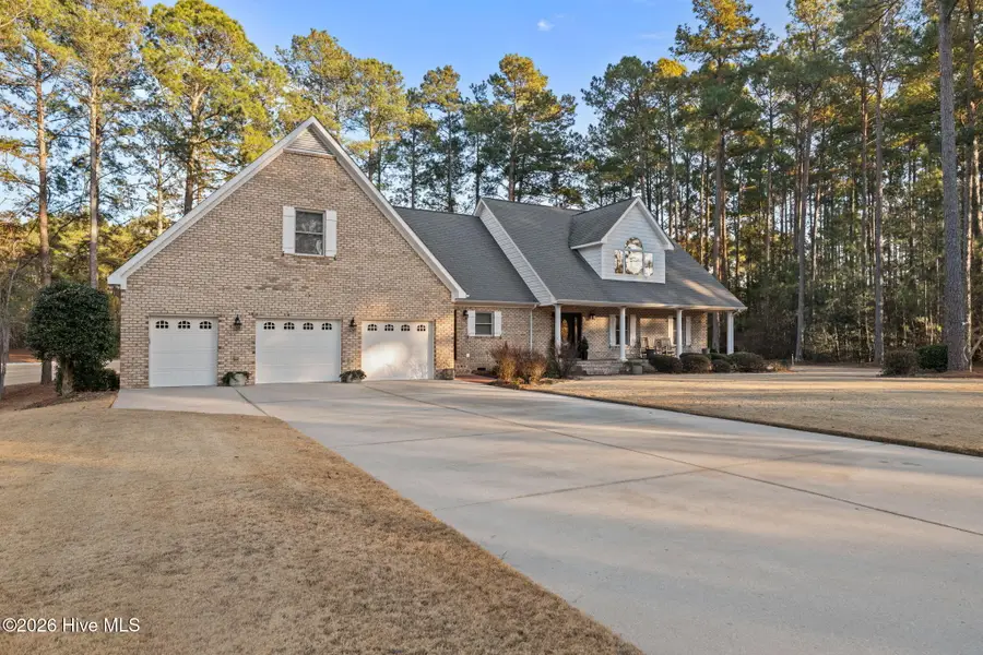 30181 E Lake Road, Wagram, NC 28396 - Image #2