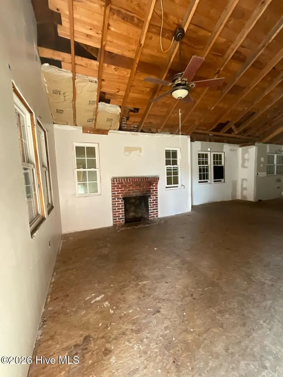 208 W Calhoun Street, Whiteville, NC 28472 - Image #3