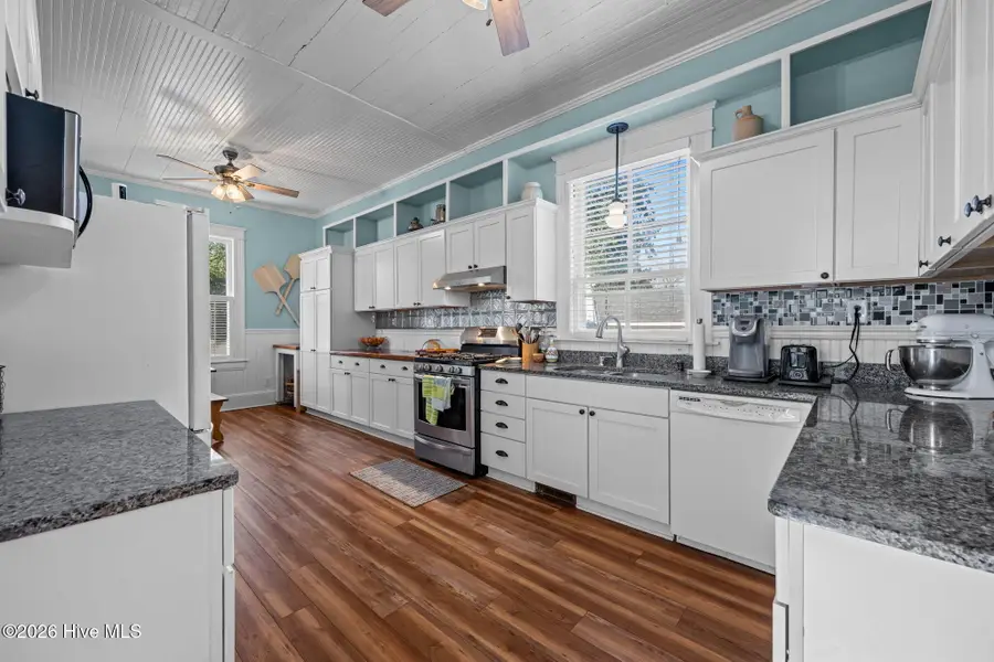 1223 National Avenue, New Bern, NC 28560 - Image #3