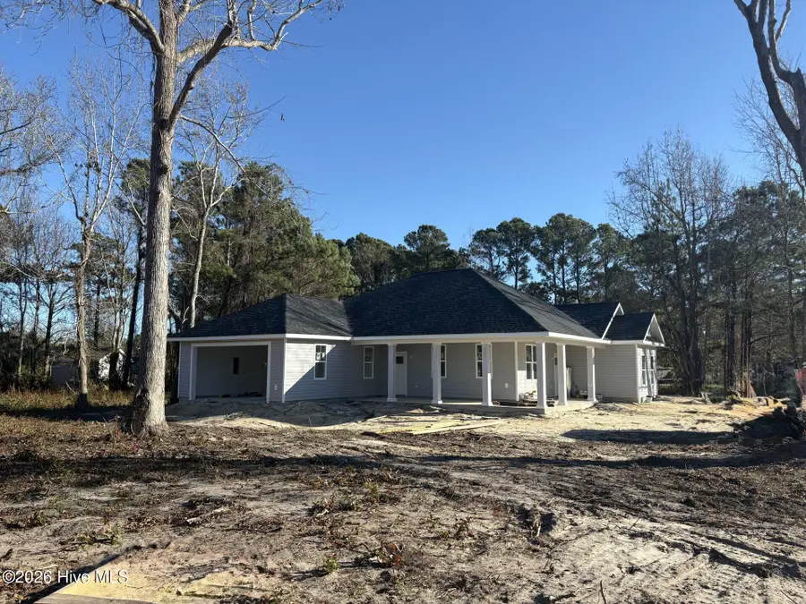 124 Pine Needle Circle, Cape Carteret, NC 28584 - Image #2