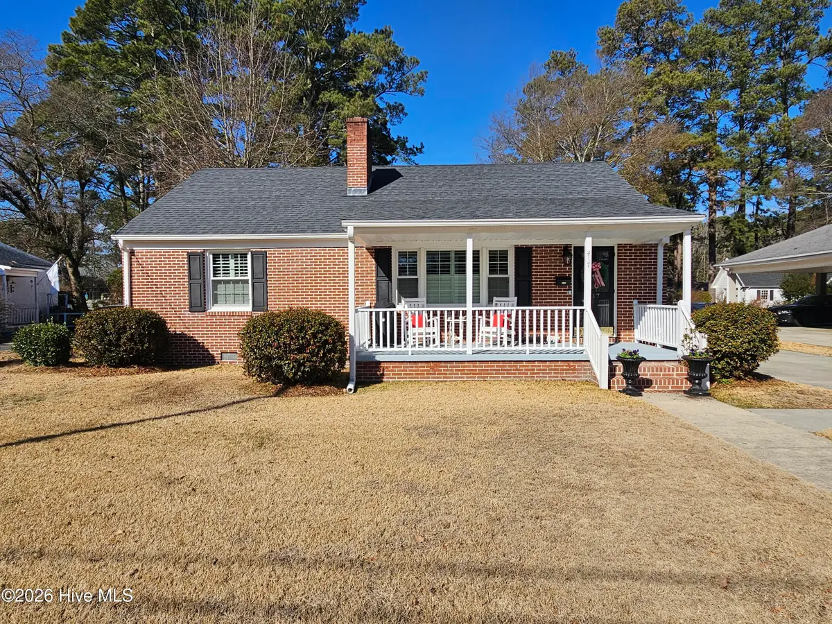 417 E Powell Street, Clinton, NC 28328 - #1