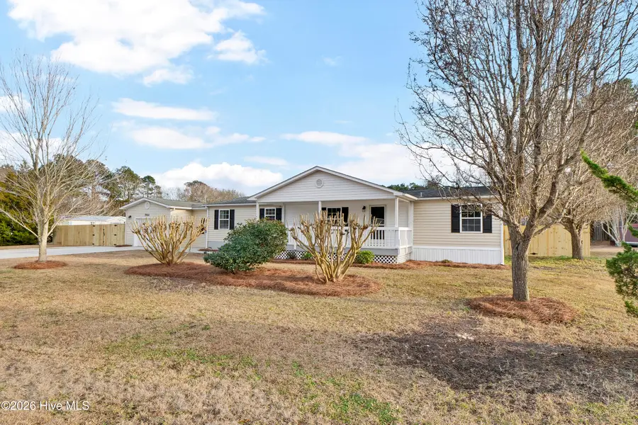 701 Oak Dale Lane, Sneads Ferry, NC 28460 - Image #2