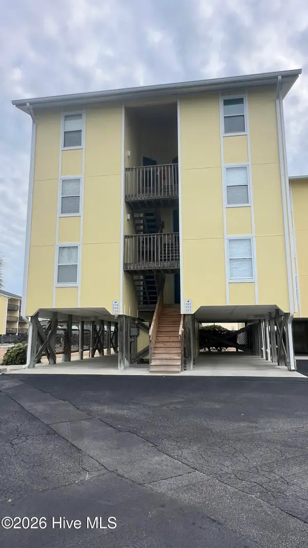 918 N New River Drive #237, Surf City, NC 28445