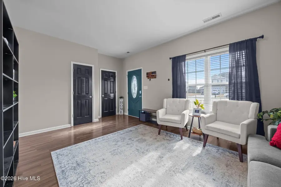 106 Dukes Lake Circle, Richlands, NC 28574 - Image #3