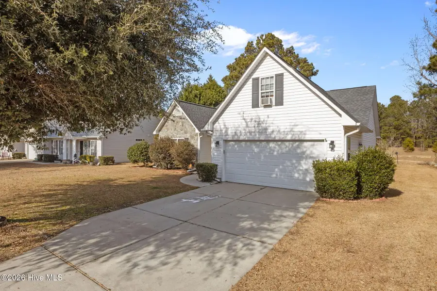222 Saratoga Lane, New Bern, NC 28562 - Image #3