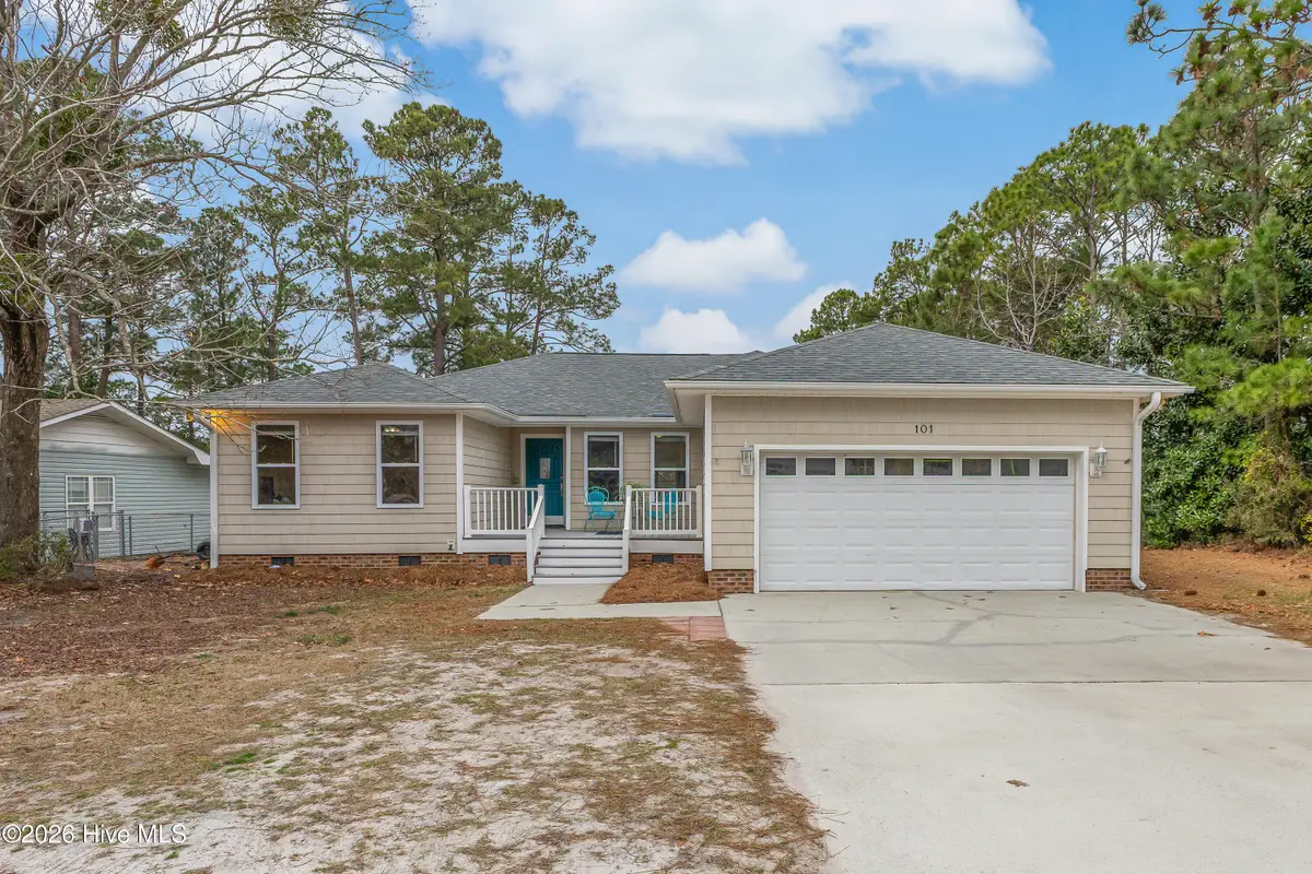 101 S Shore Drive, Southport, NC 28461 - Image #1