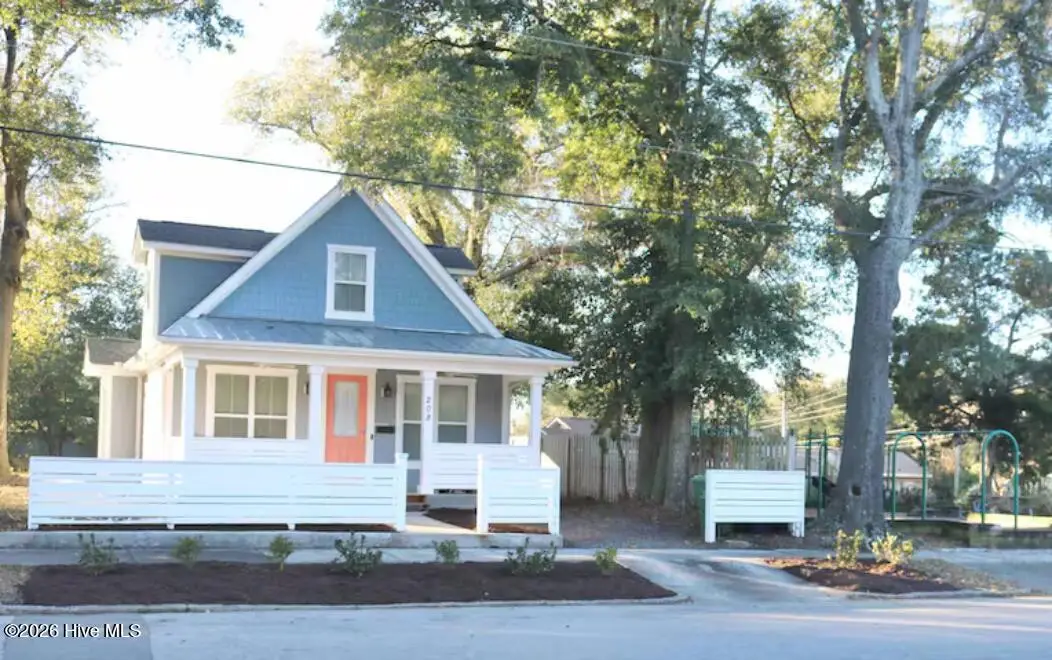 208 Marstellar Street, Wilmington, NC 28401 - Image #1