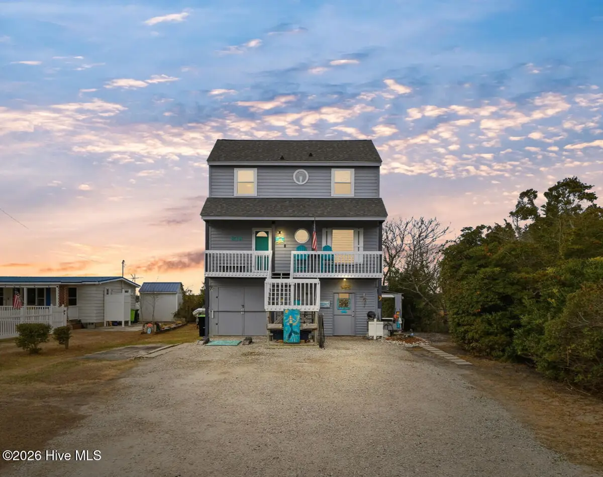819 S Topsail Drive, Surf City, NC 28445 - #1