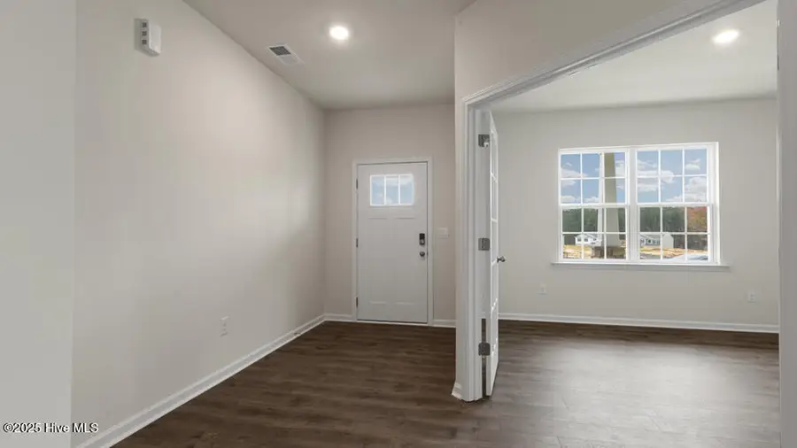 1025 Misty Creek Drive, Aberdeen, NC 28315 - Image #2