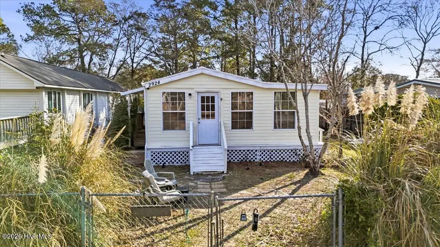 2924 Burnsville Street Sw, Supply, NC 28462 - Image #2