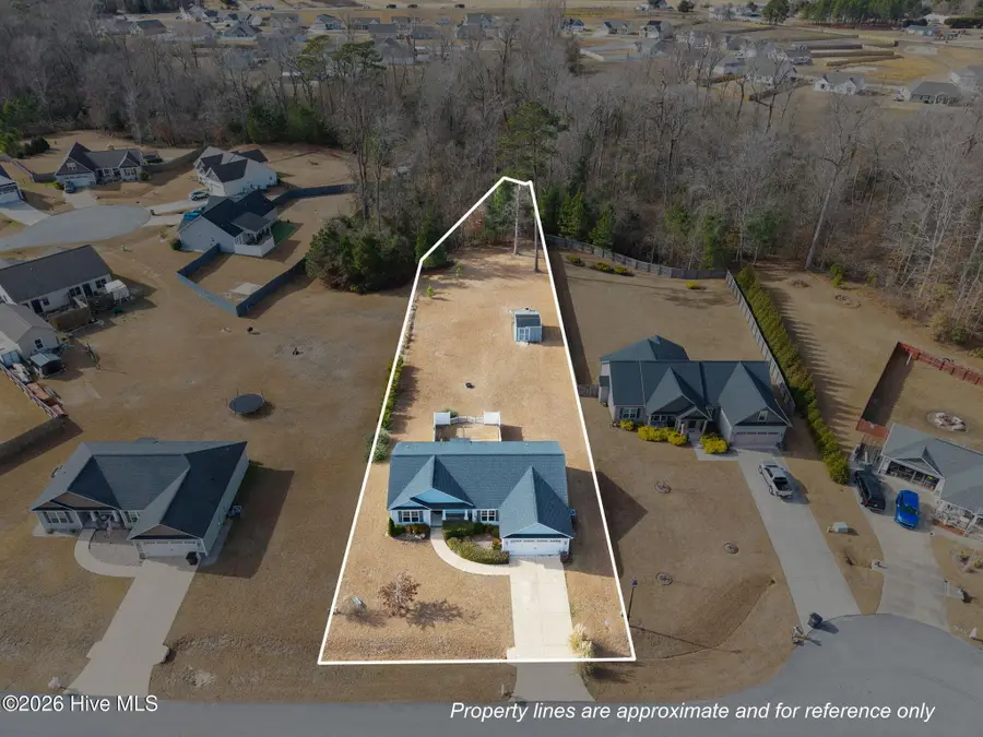 135 Waterford Way, Maysville, NC 28555 - Image #2