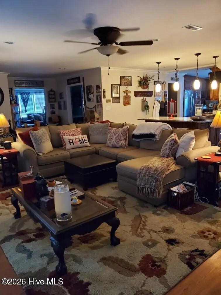 227 E College Street, Whiteville, NC 28472 - Image #3