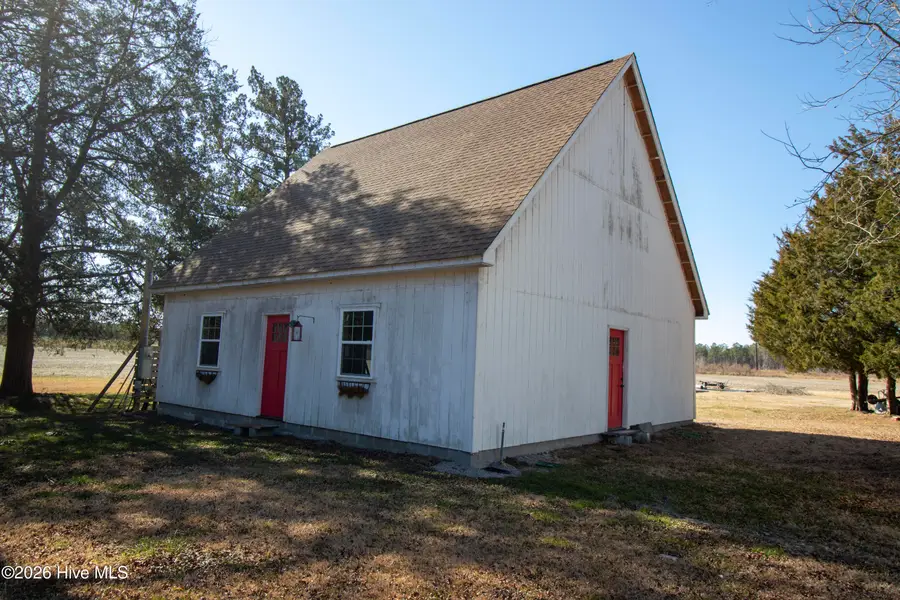 1426 E Bear Swamp Road, Hertford, NC 27944 - Image #2