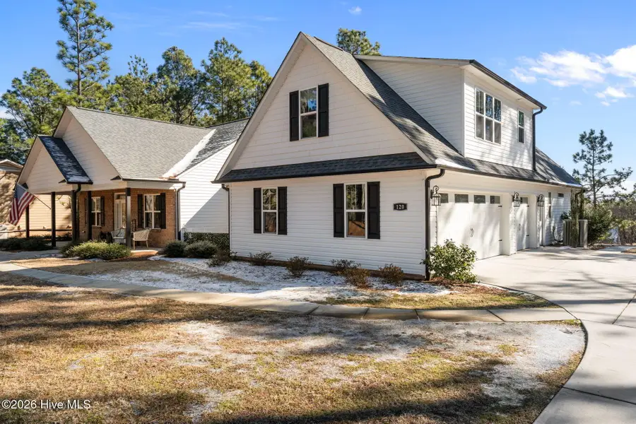 120 E Devonshire Avenue, West End, NC 27376 - Image #2