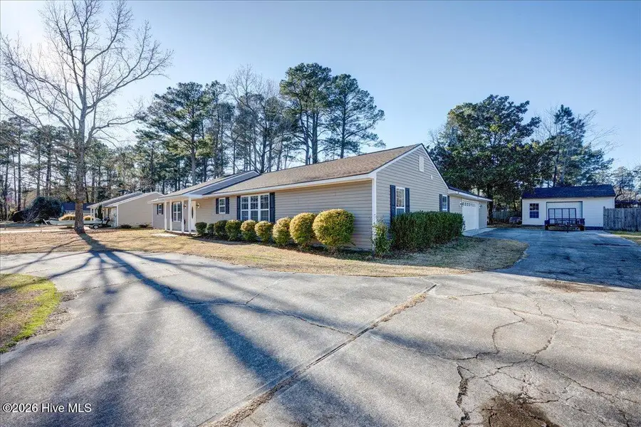 402 Swiss Road, New Bern, NC 28560 - Image #3