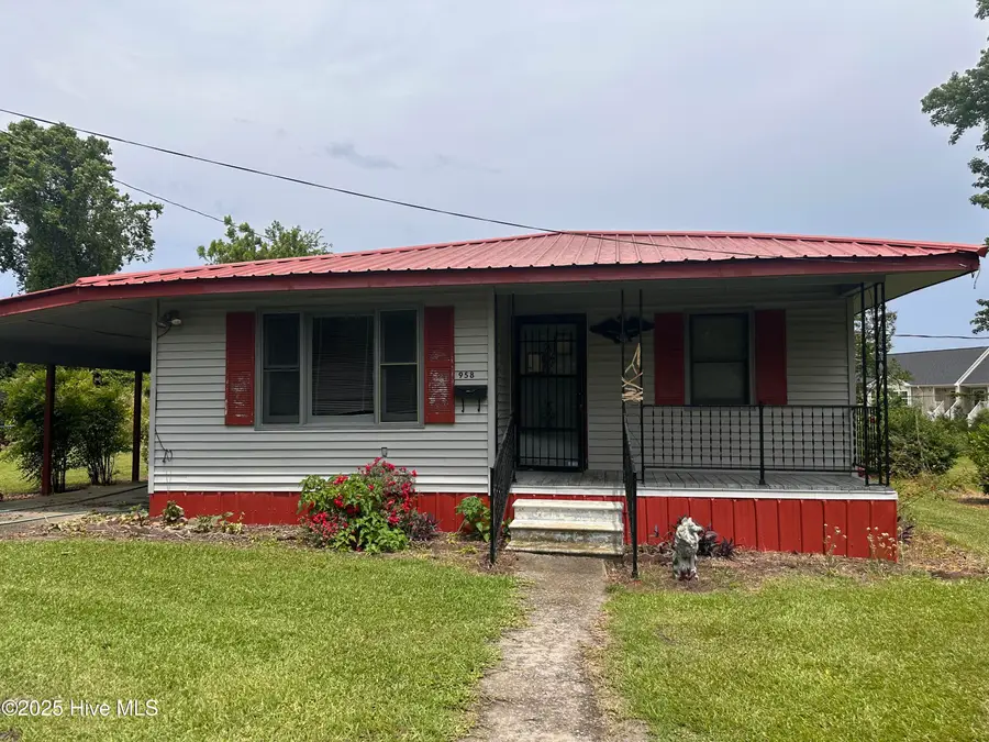 958 W Pantego Street, Belhaven, NC 27810 - Image #3