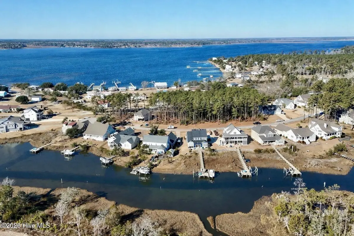 120 Lowery Lane, Swansboro, NC 28584 - Image #1