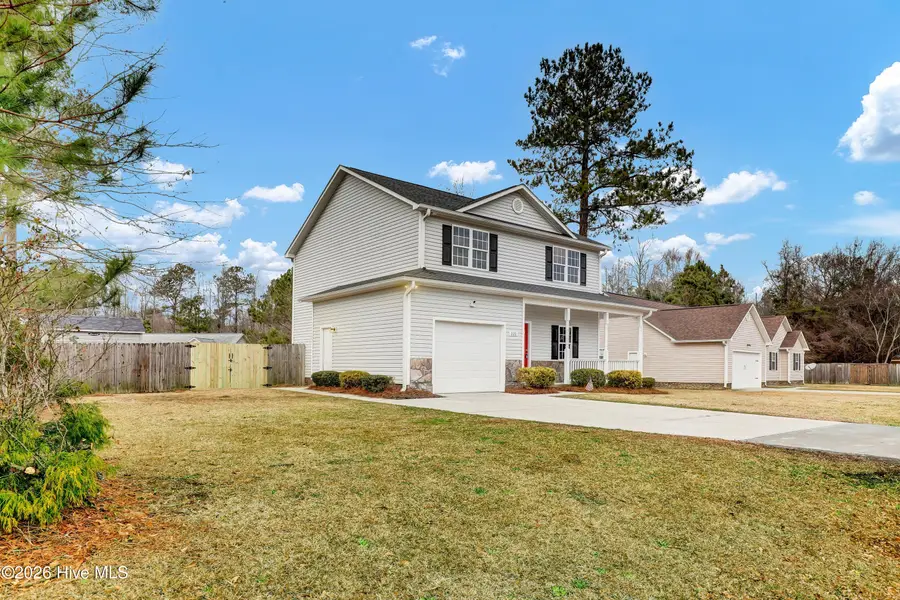 121 Walnut Hills Drive, Richlands, NC 28574 - Image #3