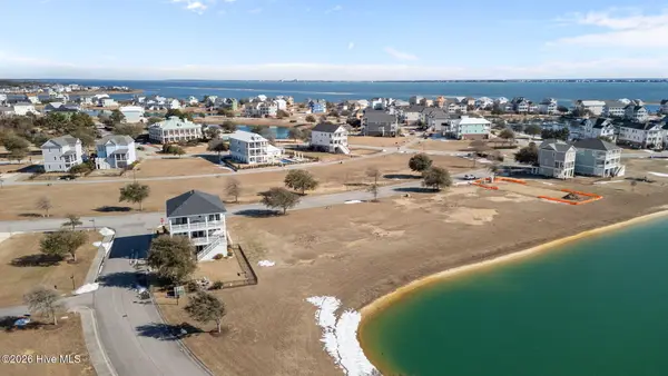 847 Cannonsgate Drive, Newport, NC 28570