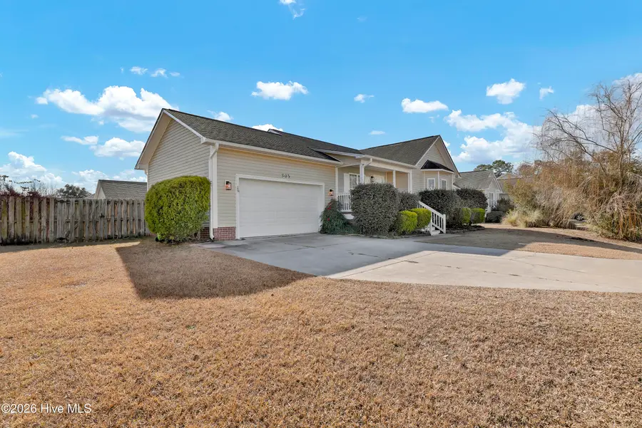 305 Pine Ridge Lane, Holly Ridge, NC 28445 - #2