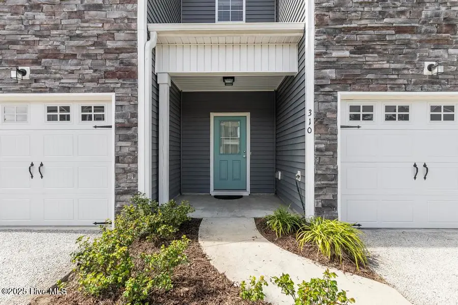310 S Stingray Lane, Sneads Ferry, NC 28460 - Image #3