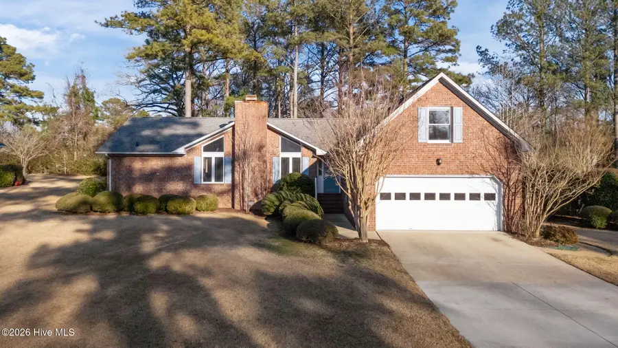 212 Pinewood Drive, New Bern, NC 28562 - Image #2