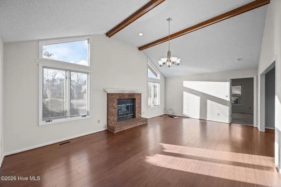 212 Pinewood Drive, New Bern, NC 28562 - Image #3