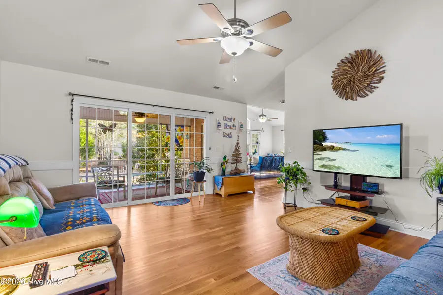 5505 Blackbeard Lane, New Bern, NC 28560 - Image #2