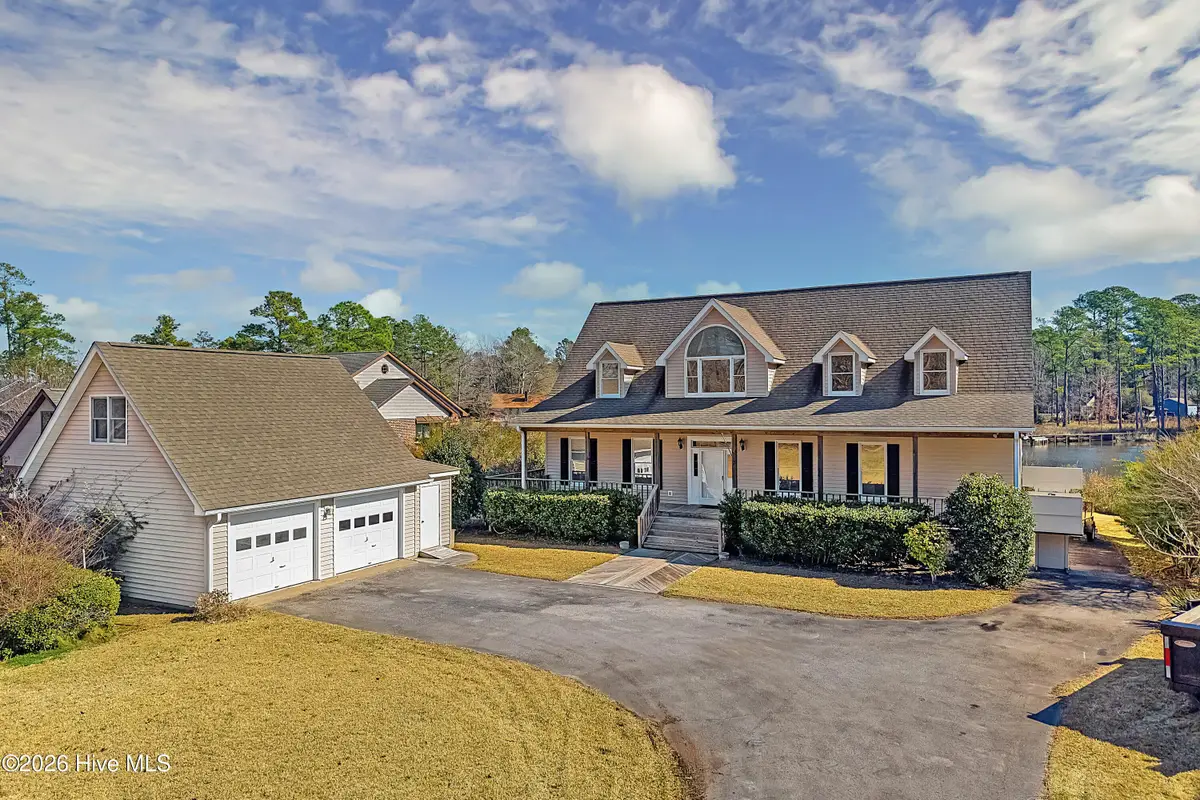 3010 Sloop Drive, Oriental, NC 28571 - Image #1