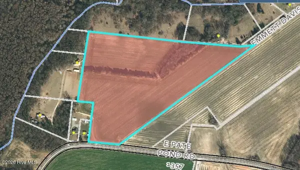 000 E Pate Pond Road, Mount Olive, NC 28365