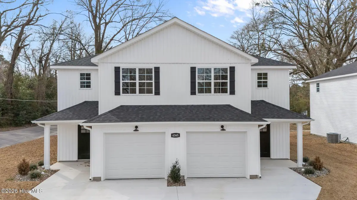 4365 W Pine Street #B, Farmville, NC 27828 - Image #1