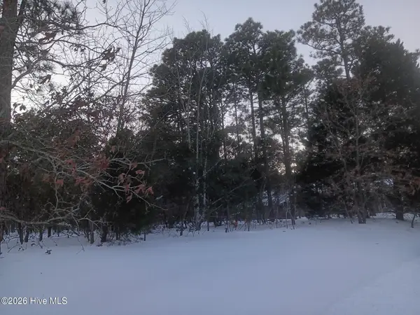 105 Steeplechase Way, Southern Pines, NC 28387