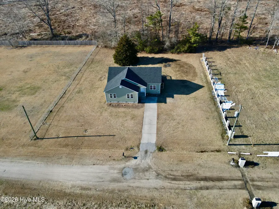 303 Roberson Drive, Williamston, NC 27892 - Image #2