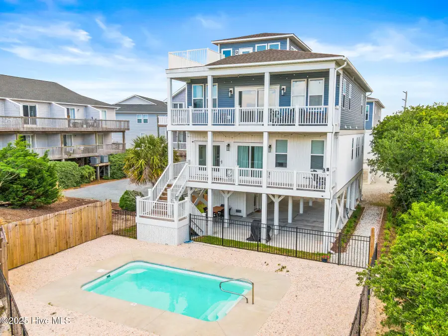 822 S Topsail Drive #B, Surf City, NC 28445 - Image #3