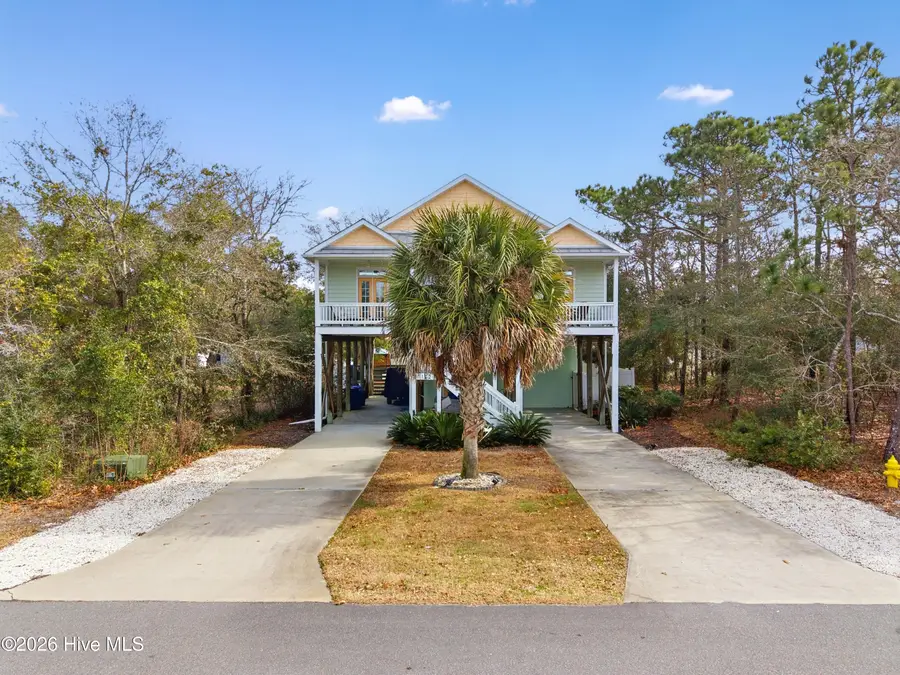 122 NE 12th Street, Oak Island, NC 28465 - #3