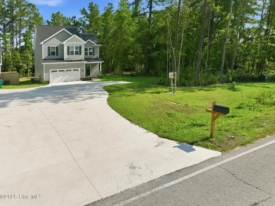4054 Hunters Trail, Jacksonville, NC 28546 - #3