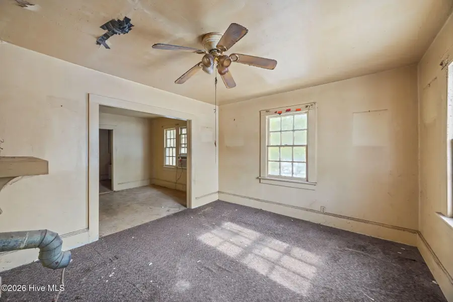1404 W 4th Street, Greenville, NC 27834 - Image #3