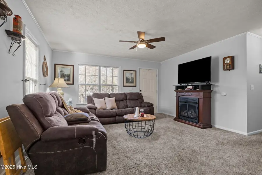 585 Roberts Road, Newport, NC 28570 - #2