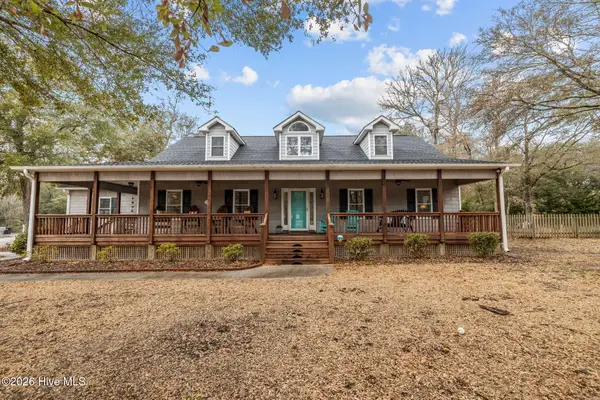 208 Shoreline Drive, Cedar Point, NC 28584