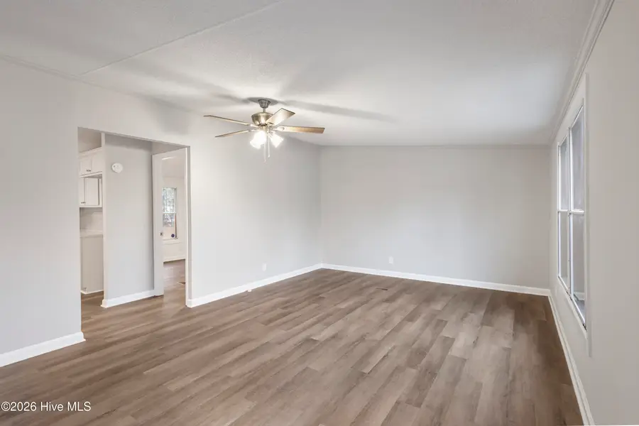 235 Meadowfield Circle, Aberdeen, NC 28315 - #2