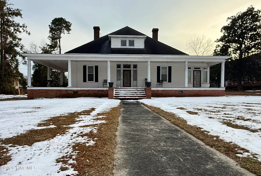 319 Mcrae Street, Laurinburg, NC 28352 - #2