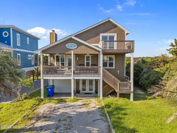 312 E Dolphin Drive, Oak Island, NC 28465