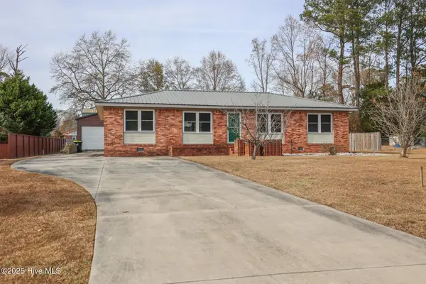 3 Mcarthur Drive, Jacksonville, NC 28546