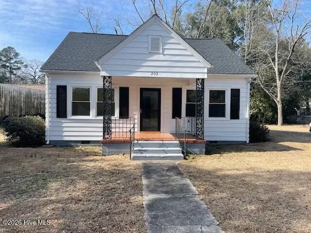 203 Allen Street, Elizabethtown, NC 28337 - #1