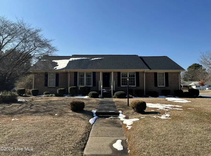 4716 Victoria Place, Kinston, NC 28504 - Image #2